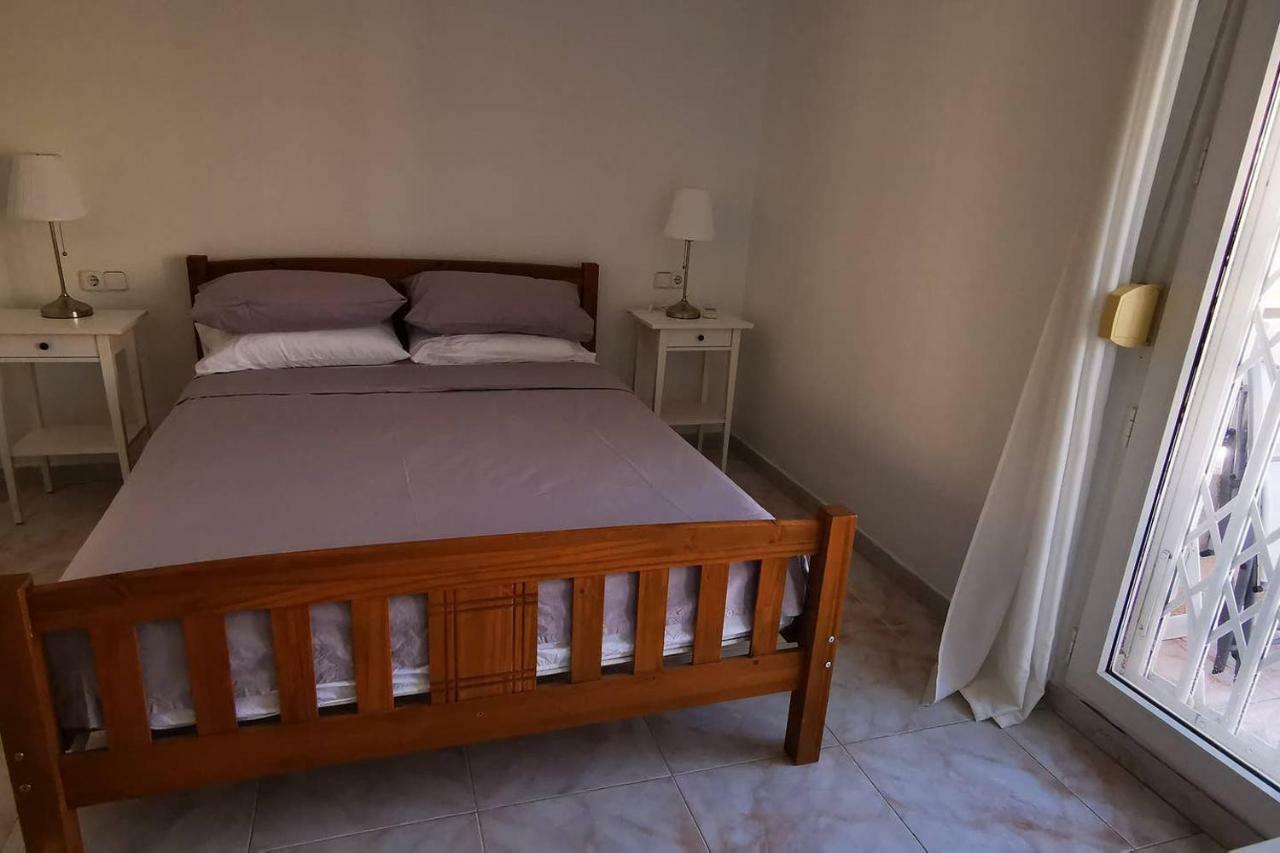Casa Axel Βίλα Οριουέλα Εξωτερικό φωτογραφία